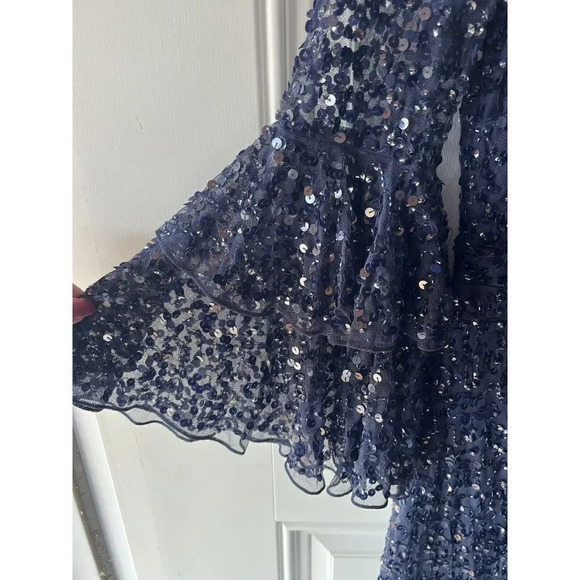 Mac Duggal 10802 Bell Sleeve Sequin Dress Navy Size 4 New With Tags Women’s Gown - Picture 8 of 12